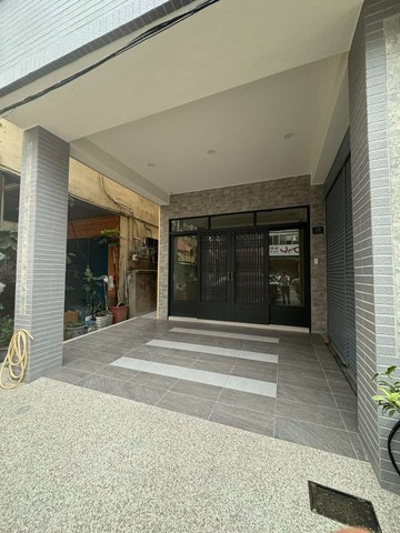 美術館全新整理透天｜台中市西區五權五街