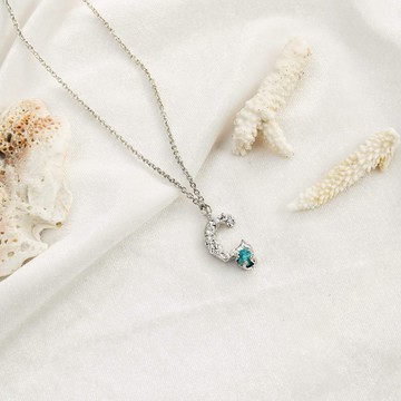 字母吊墜 C 字母