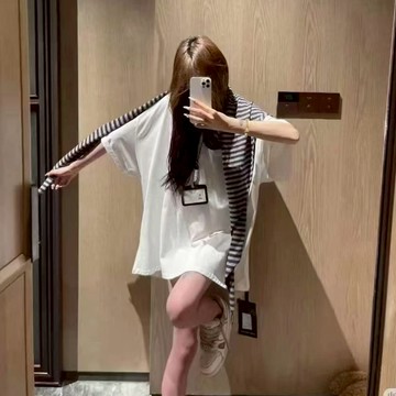 【S.T SHOP現貨秒出】670減齡休閒款-寬鬆純棉長版大T+條紋披肩SET 素T 套裝 學院風 慵懶風 隔日到貨