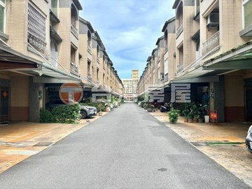 宜市文教核心四套房美透天｜宜蘭縣宜蘭市女中路三段