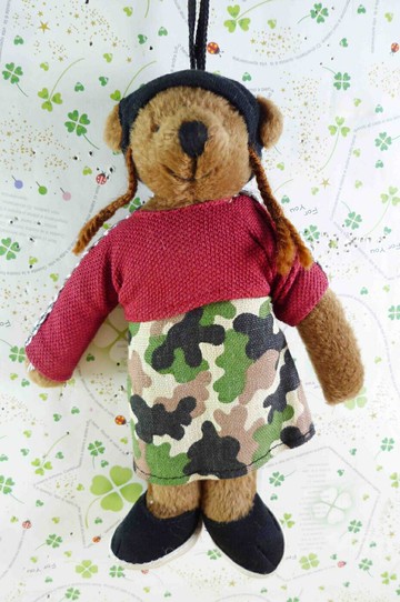 【震撼精品百貨】日本精品百貨 絨毛玩偶-人形熊-女生-迷彩 震撼日式精品百貨