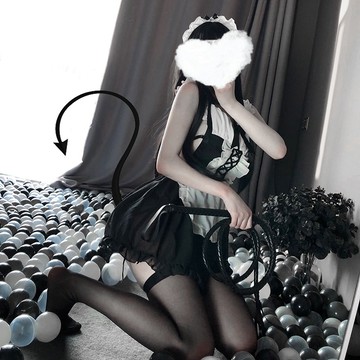 °• 𝘔𝘖𝘔𝘖𝘕𝘈 •°🫧現貨🫰 有大尺碼 主人 讓我為您服務吧 -木耳邊 性感露背 圍裙 綁帶 女僕  2362
