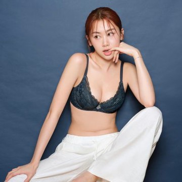 華歌爾-美一次就形 感溫記形內衣 B-C罩杯(夜幕橄欖)NB4524K1