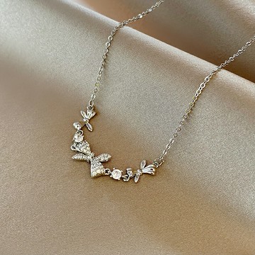 鑲鉆蝴蝶結吊墜項鏈女高級感小眾設計鎖骨鏈配飾年新款潮配飾