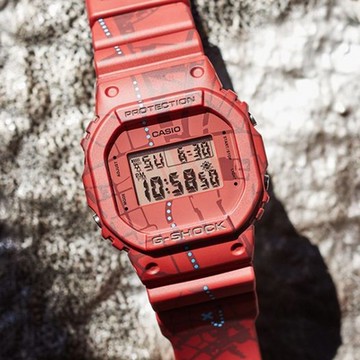 CASIO 卡西歐 G-SHOCK 澀谷尋寶 街頭復古風電子錶 1111買買節 送禮推薦 DW-5600SBY-4