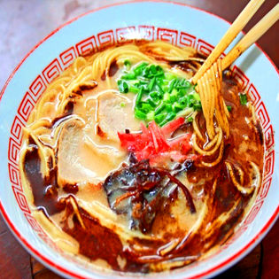 黒マー油（焦がしにんにく）付き　熊本風こってり豚骨　九州とんこつラーメンセット(6人前)