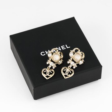 Chanel 華麗風雙C耳環(金/華麗水晶裝飾垂墜小顆鏤空愛心雙C)