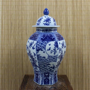 清乾隆年制青花花鳥六方將軍罐 家居擺件收藏 仿古瓷器 古董古玩1入