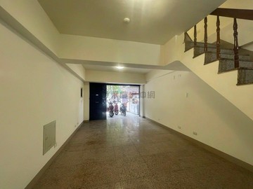 高鐵福山學區商圈1+夾+2樓金店住｜高雄市左營區文慈路