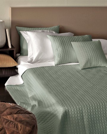Masaccio Quilted Coverlet