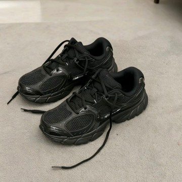 S.G NIKE V5 RNR 運動鞋 黑 HJ5228-001 男鞋 緩衝 拼接 復古鞋 老爹鞋 慢跑鞋 路跑