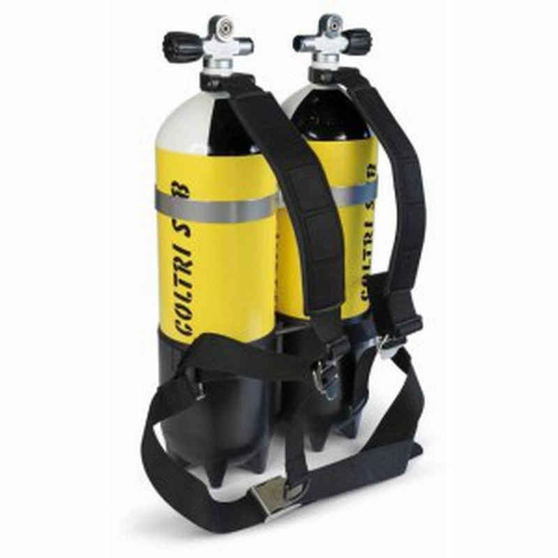 ダイビング器材付きスキューバダイビングタンク,スキューバダイビング