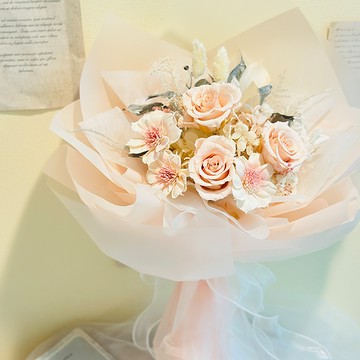 【卡蘿花研所】永生擴香花束(初戀粉)