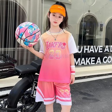 💖臺灣-熱賣💖女童籃球服套裝夏季透氣速幹新款漸變短袖中大童女孩運動兩件套潮6ujk
