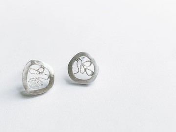 Mes petites pensées 不對稱耳環