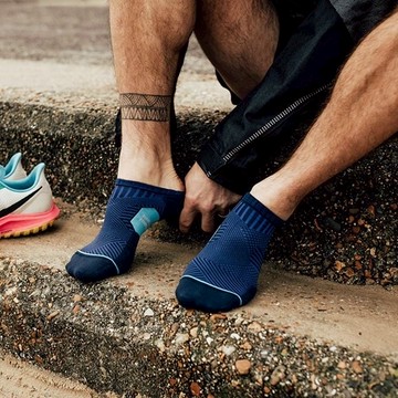 【新年特惠開跑】Accelerate 競速超短筒機能襪 (共7色) Light Grey/Blue (M)