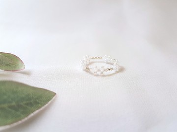 指上蕾絲 ‧ 串珠戒指 (銀)