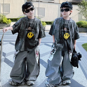 【中大男童】個性街舞嘻哈風數碼T恤+牛仔褲套裝(可拆賣)