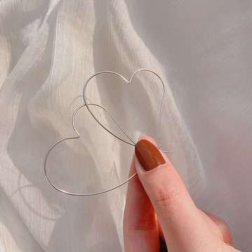 愛心耳環新款潮大氣耳環女氣質時尚耳環韓國氣質網紅耳飾爆款1入