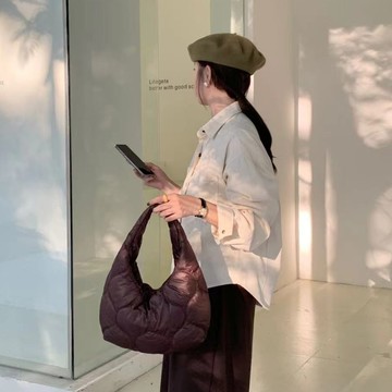 綿綿雲朵菱格腋下包 摩卡咖