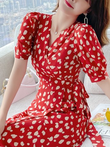 紅色一片式波點雪紡連衣裙女夏收腰法式裹身裙子過膝長裙旅游拍照