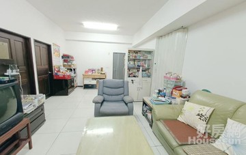 站前casa二房格局方正附裝潢傢俱｜台南市北區公園南路