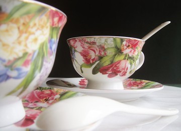 【老時光 OLD-TIME】早期二手國外進口茶具組(兩杯兩盤為一組)