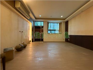 龍岡道ONE靜奢美透｜苗栗縣苗栗市新英里