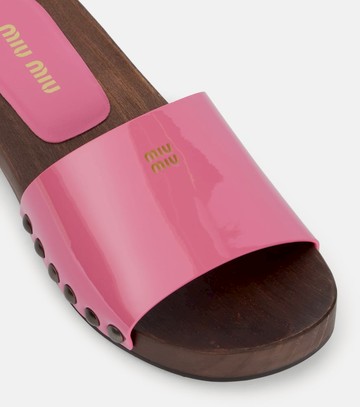 Miu Miu Patent leather clogs