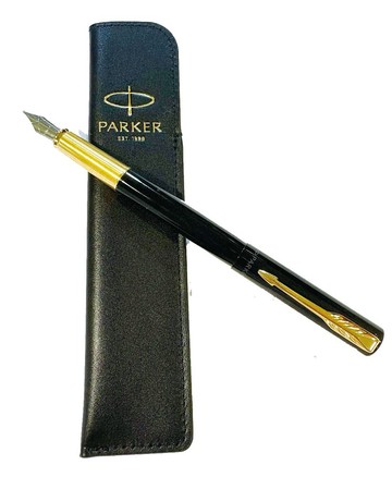 PARKER PARKER 派克 威雅XL幻影黑鋼筆 真皮筆套禮盒