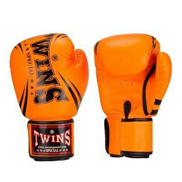 『VENUM旗艦館』8oz TWINS 泰國超纖維皮革拳套 輕量化 入門拳套 泰拳 拳擊手套 BGVS-DM31-橘色