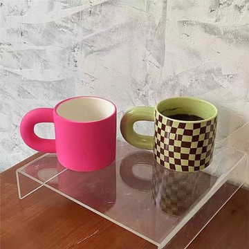 ins陶瓷同款玫紅色馬克杯女生北歐胖胖杯棋盤格胖單杯咖啡杯跨境