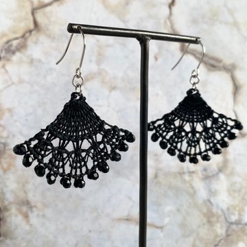 黑色細線玻璃珠耳環/耳飾 Nanduti 刺繡 蕾絲