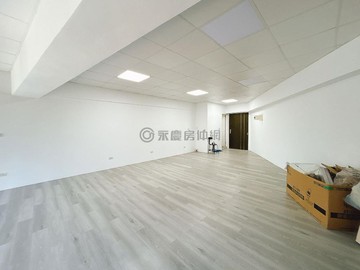 角間低總價辦公室|台灣大道中正實業|重新整理｜台中市西區臺灣大道一段