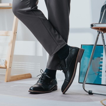 【率性百搭】MIT舒適休閒鞋。真皮。紳士黑5615