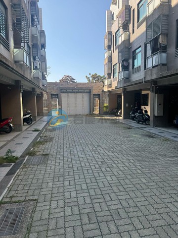 南科LM特區輕齡7套房車墅｜台南市善化區善新西路