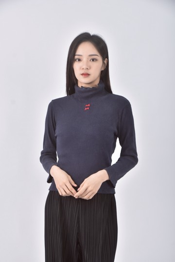 (S) sncre dorge質感高領藍色長袖上衣