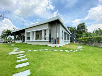 專任霧峰區農試所旁大地坪稀有精美合法農舍｜台中市霧峰區光明路