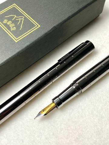 3952老山羊-太麻里 雙色鋼尖鋼筆