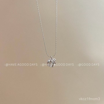 【24小時-臺中出貨】生日禮物花朵項鏈 幾何小衆設計感時尚氣質高級感輕奢網紅風鎖骨鏈簡約花朵項鏈【活动价】