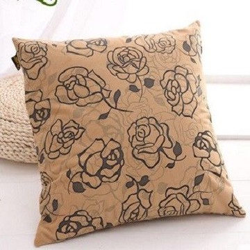 【協貿】奢華燙金工藝柔軟舒適玫瑰物語抱枕含芯