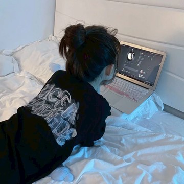 美式街頭復古ins設計感小眾T恤女新款甜酷短袖高街純棉寬松上衣服