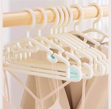加粗塑料衣架無痕家用掛衣服架學生宿舍用衣撐子晾曬衣掛鉤涼衣架【繁星小鎮】