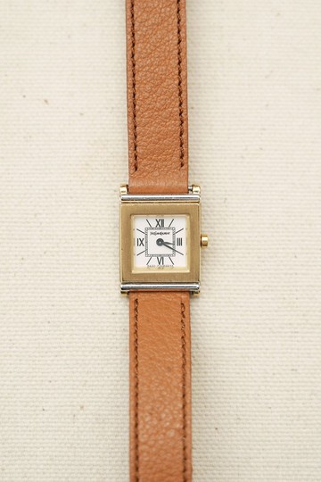 A ROOM MODEL - Vintage YSL金框羅馬字古董錶