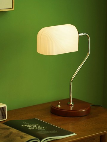 【品質高 價格低】護眼閱讀寫字燈美式復古桌燈中古vintage實木臥室床頭包豪斯臺燈