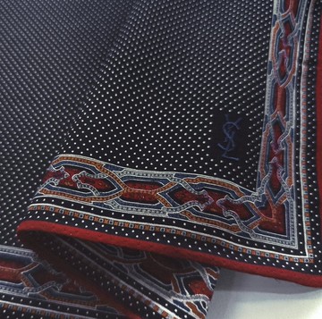 Yves Saint Laurent 復古手帕圖案波爾卡圓點黑色 19 x 18 英寸