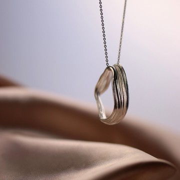 聖誕禮物 I 【蜜蠟設計師款】漠縷墜   925銀 抗過敏