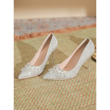 銀色婚鞋尖頭高跟鞋女水鉆單鞋氣質淑女鞋大碼腳寬腳胖女鞋41一43