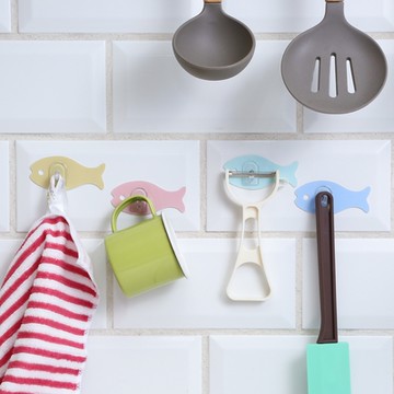 澄境 獨家小魚造型無痕掛勾-36入(大中小各4組)-重複使用/掛勾/強力掛勾/可水洗/免釘免鑽/掛勾貼片/浴室掛勾