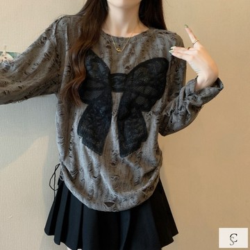 【xl-8xl大尺碼】👩秋冬長袖 打底衫 大尺碼上衣 顯瘦灰色破洞蝴蝶結長袖t恤女早秋大碼胖mm寬鬆設計感不規則抽繩上